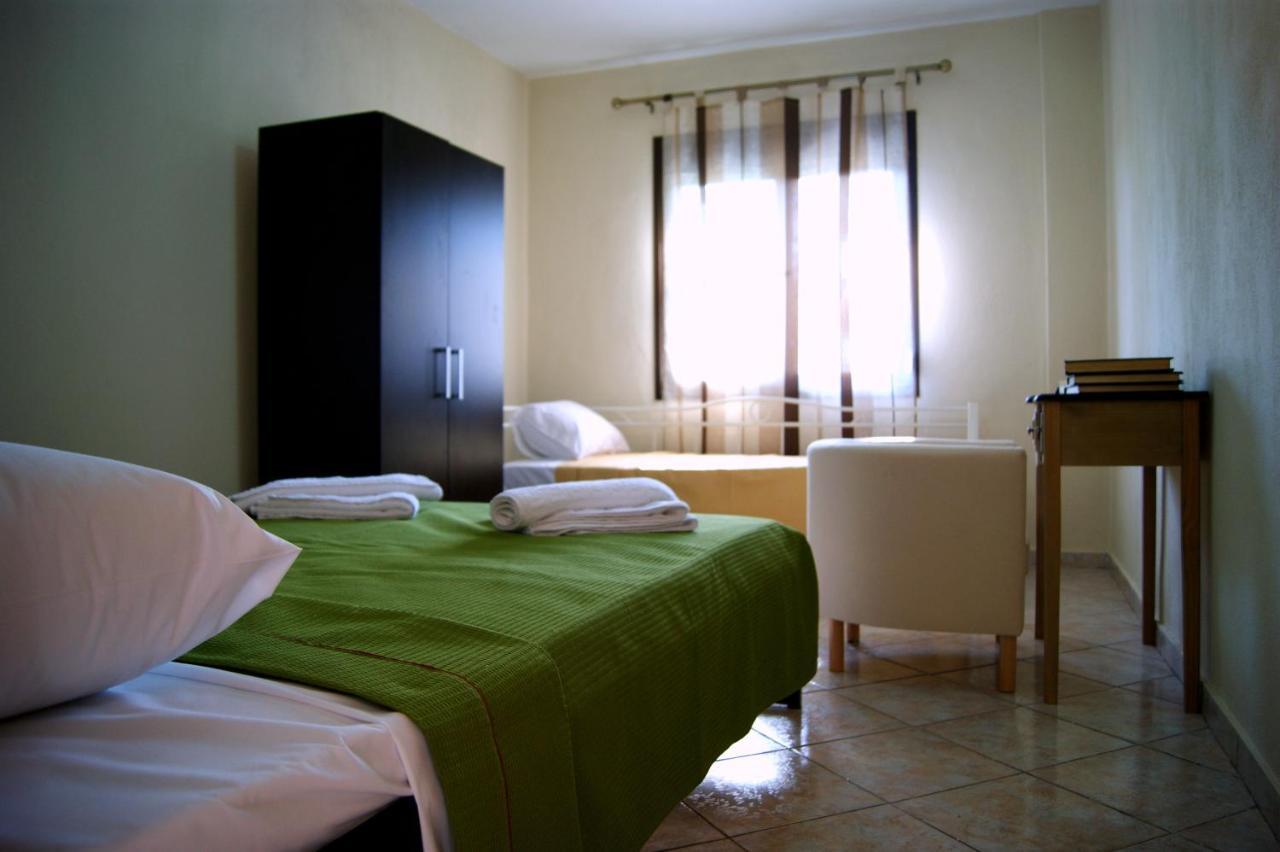 Simplicity At Iris Accommodation Psakoudia Rum bild