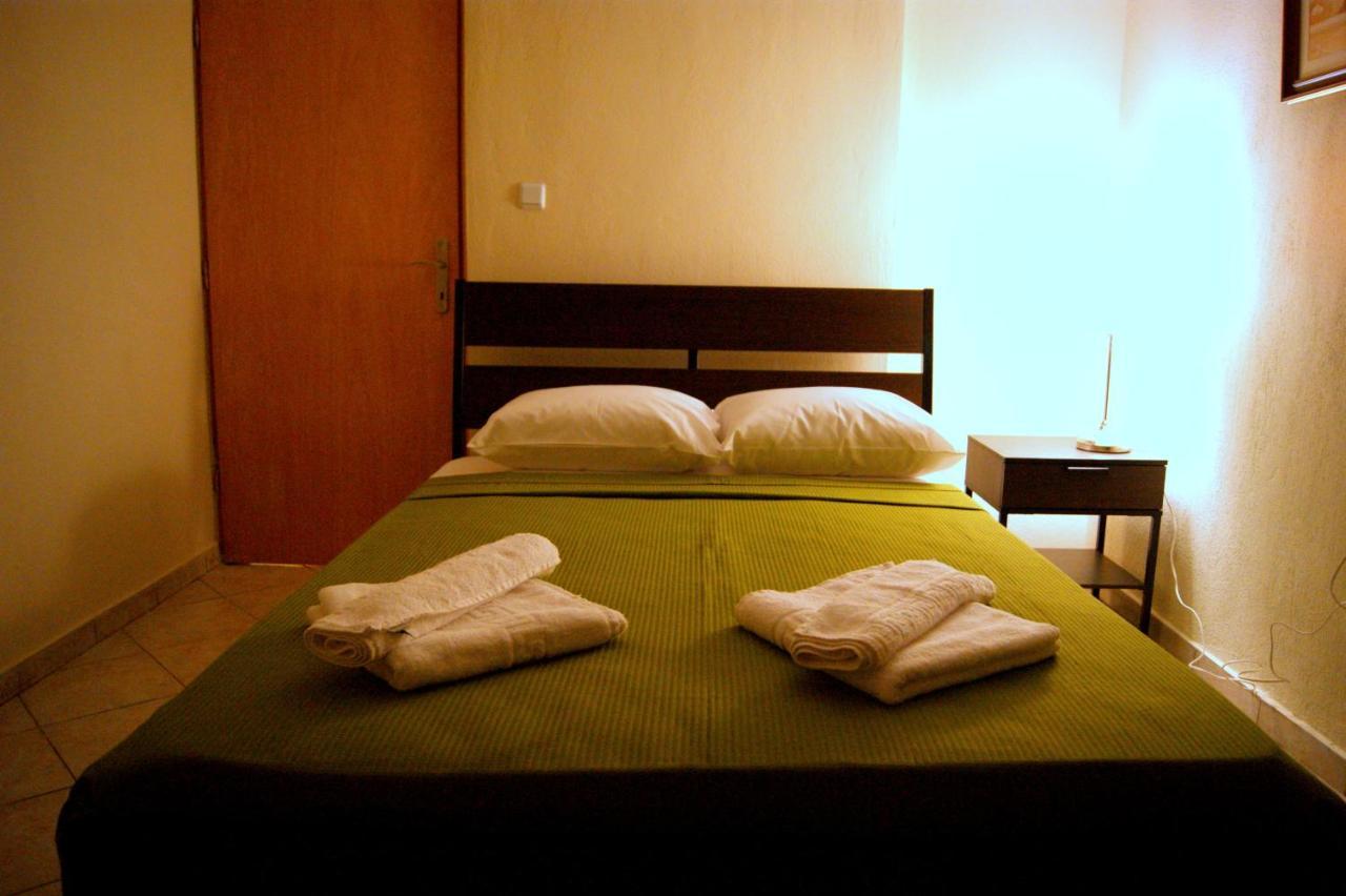 Simplicity At Iris Accommodation Psakoudia Rum bild